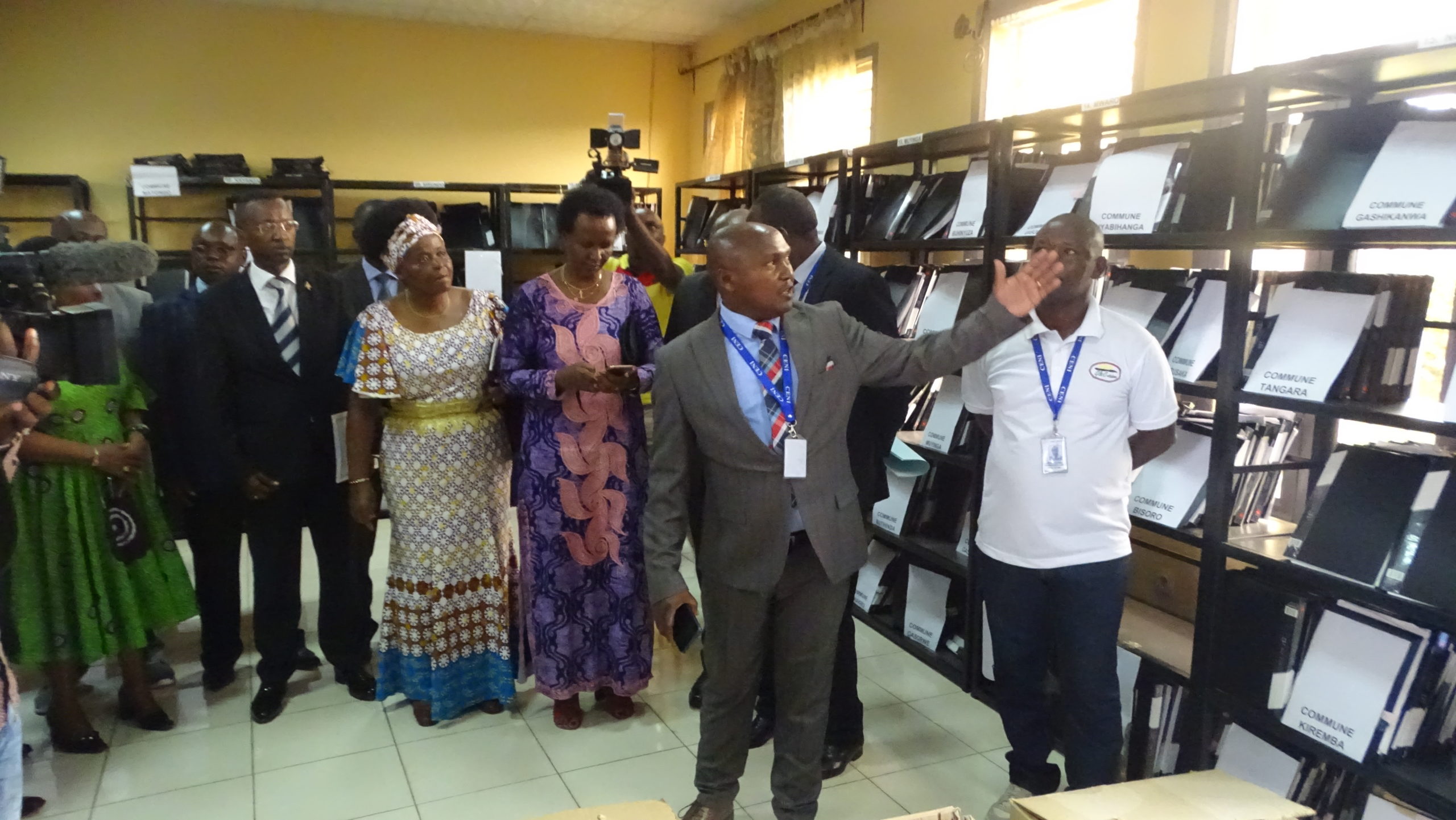  Visite du centre de traitement des données: Etat d’avancement des activités d’enregistrement des électeurs.